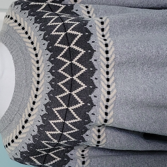 NWT Fair Isle Sweater - Picture 2 of 3